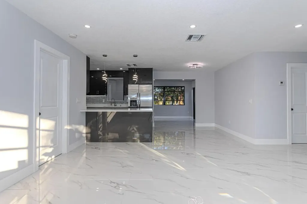 62 Andros Road Palm Springs FL 33461