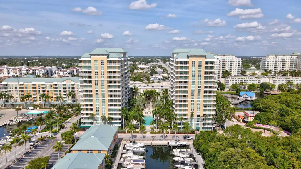 625 Casa Loma Boulevard Boynton Beach FL 33435