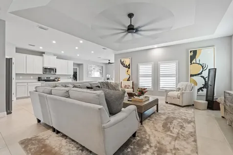 6 52nd Square Vero Beach FL 32968
