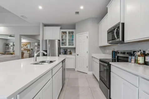 6 52nd Square Vero Beach FL 32968