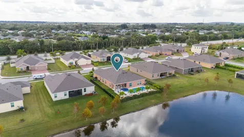 6 52nd Square Vero Beach FL 32968