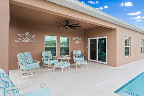 6 52nd Square Vero Beach FL 32968