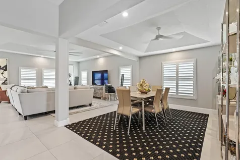 6 52nd Square Vero Beach FL 32968
