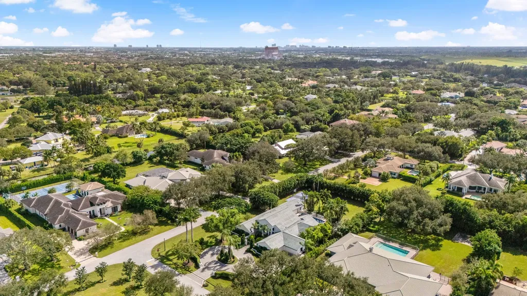 5604 War Admiral Road Palm Beach Gardens FL 33418