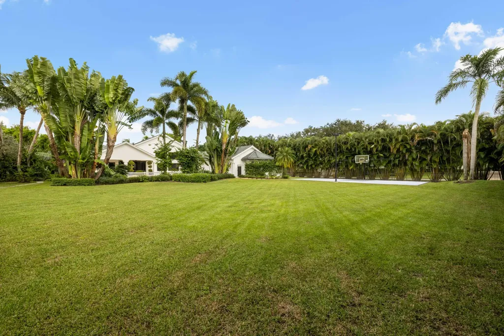 5604 War Admiral Road Palm Beach Gardens FL 33418