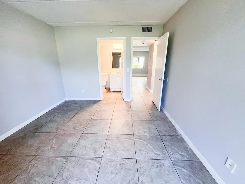 1106 Meadows Circle Boynton Beach FL 33436