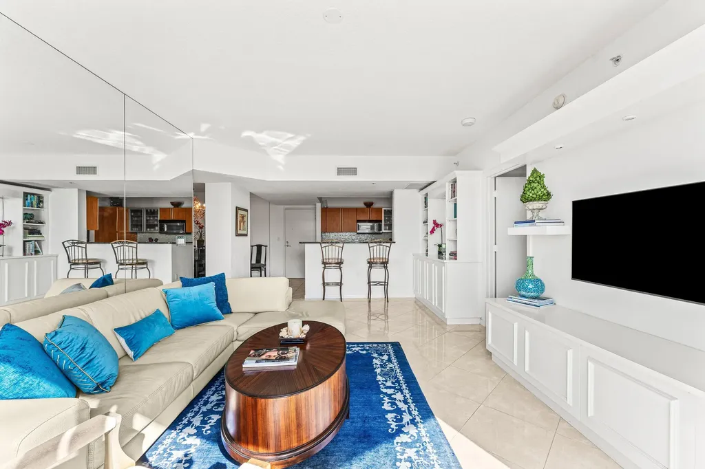 1551 N Flagler Drive West Palm Beach FL 33401