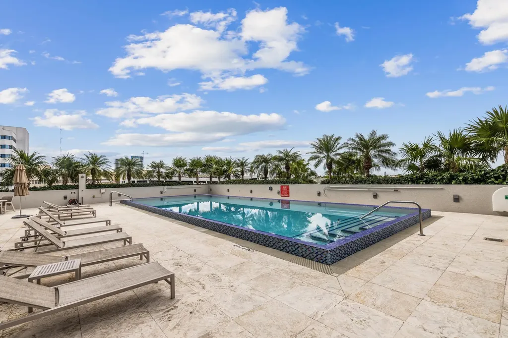 1551 N Flagler Drive West Palm Beach FL 33401