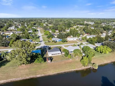 244 SW Cherryhill Road Port St Lucie FL 34953