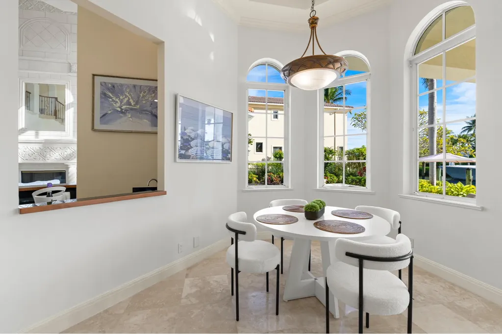 828 Harbour Isle Place North Palm Beach FL 33410