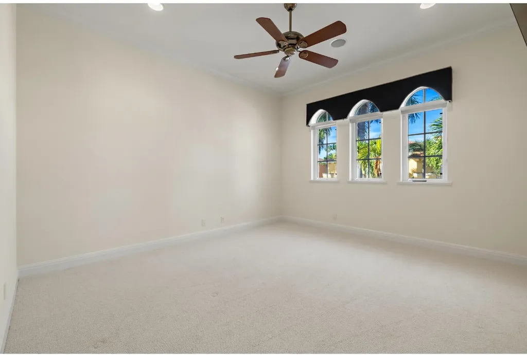 828 Harbour Isle Place North Palm Beach FL 33410