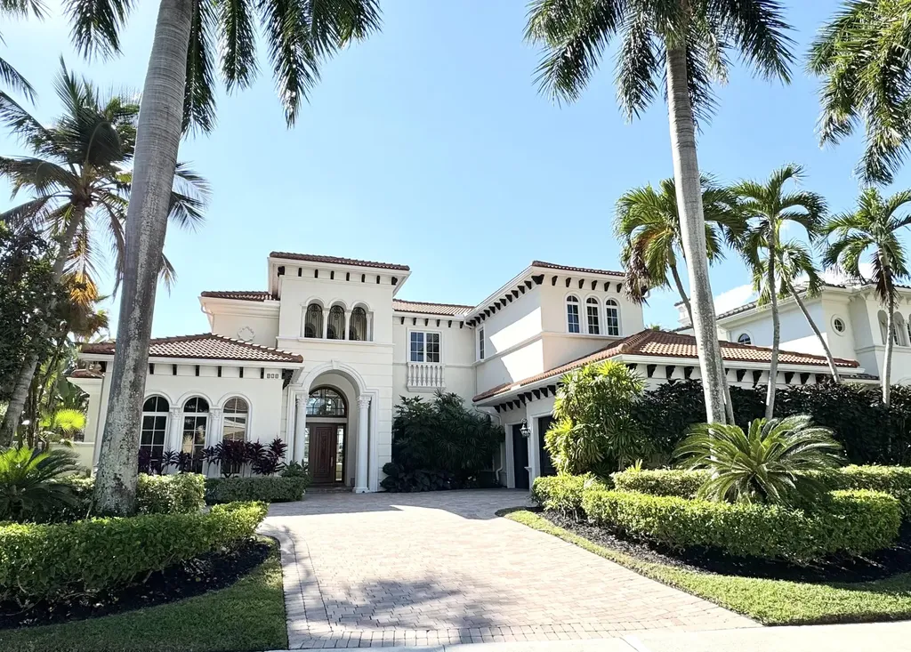 828 Harbour Isle Place North Palm Beach FL 33410