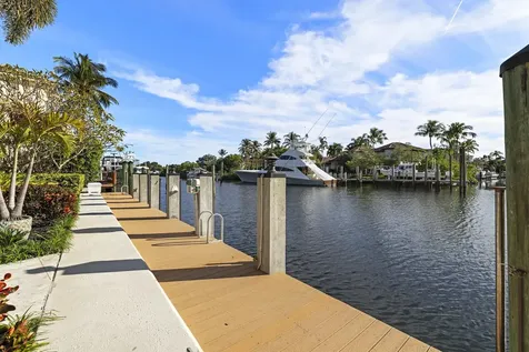 828 Harbour Isle Place North Palm Beach FL 33410