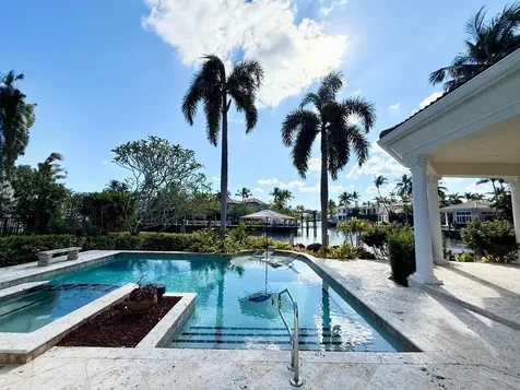 828 Harbour Isle Place North Palm Beach FL 33410