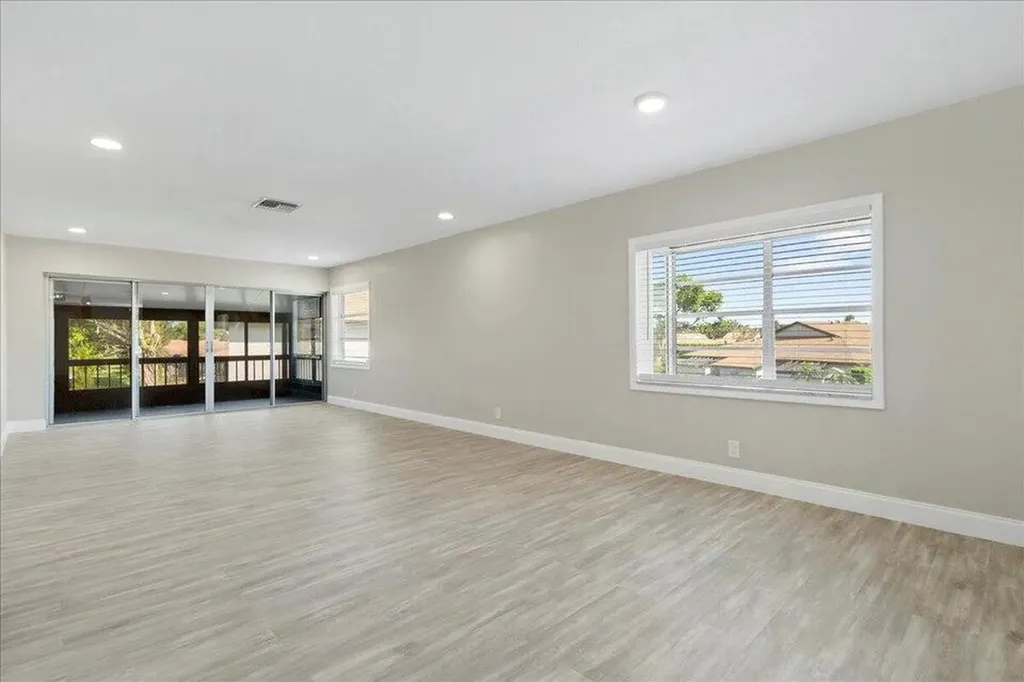 13921 Royal Palm Court Delray Beach FL 33484
