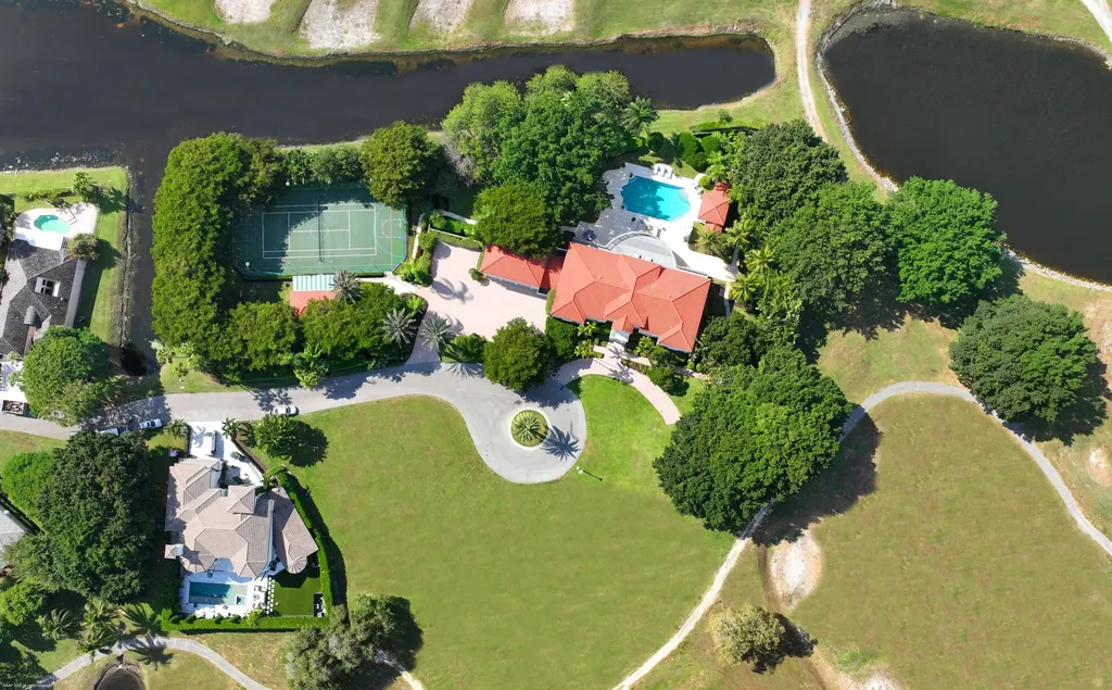 2359 Muir Circle Wellington FL 33414