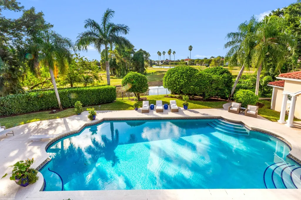 2359 Muir Circle Wellington FL 33414