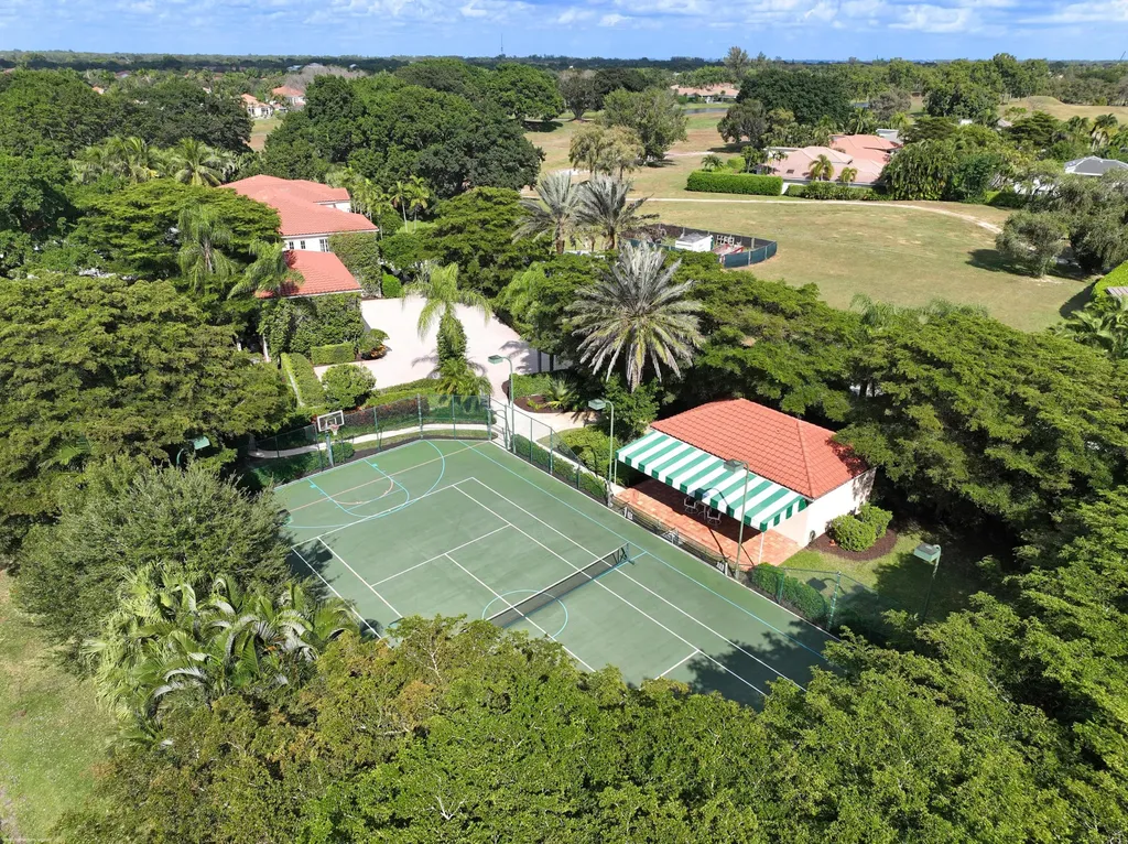 2359 Muir Circle Wellington FL 33414