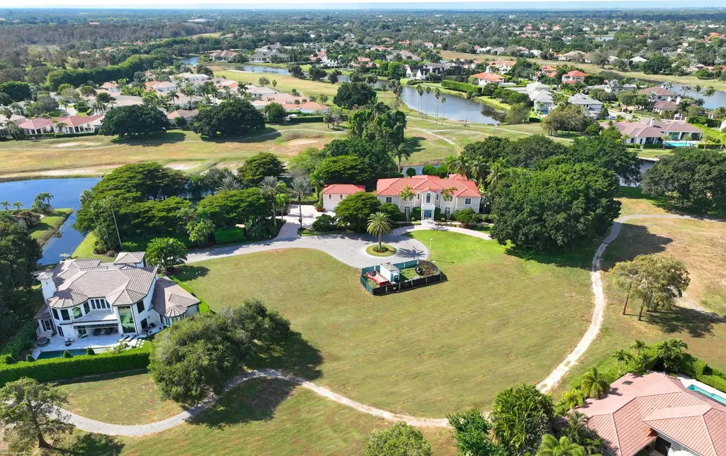 2359 Muir Circle Wellington FL 33414