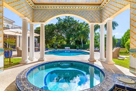 2359 Muir Circle Wellington FL 33414