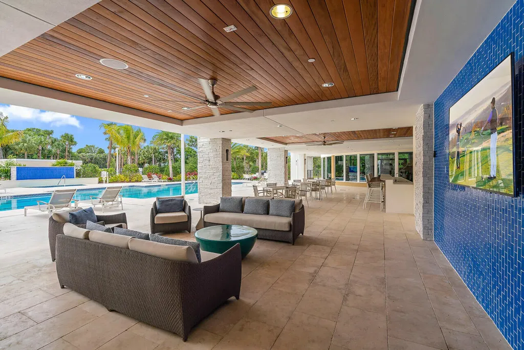 2700 Donald Ross Road Palm Beach Gardens FL 33410