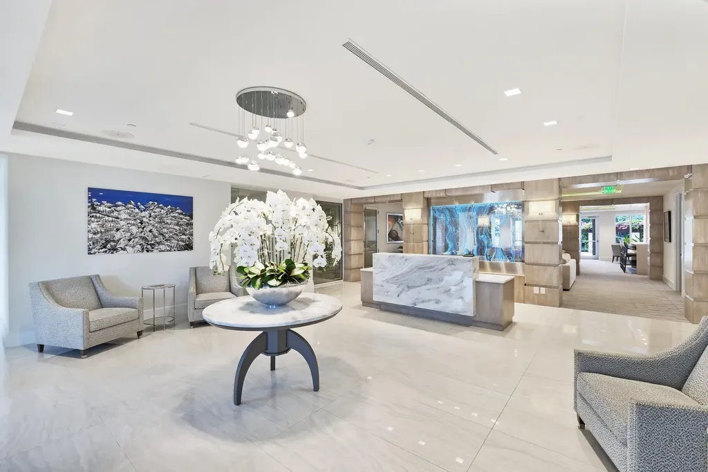2700 Donald Ross Road Palm Beach Gardens FL 33410