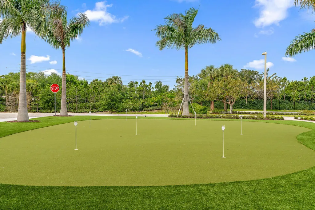 2700 Donald Ross Road Palm Beach Gardens FL 33410