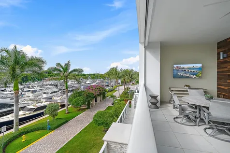 2700 Donald Ross Road Palm Beach Gardens FL 33410