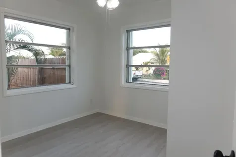 601 N B Street Lake Worth Beach FL 33460