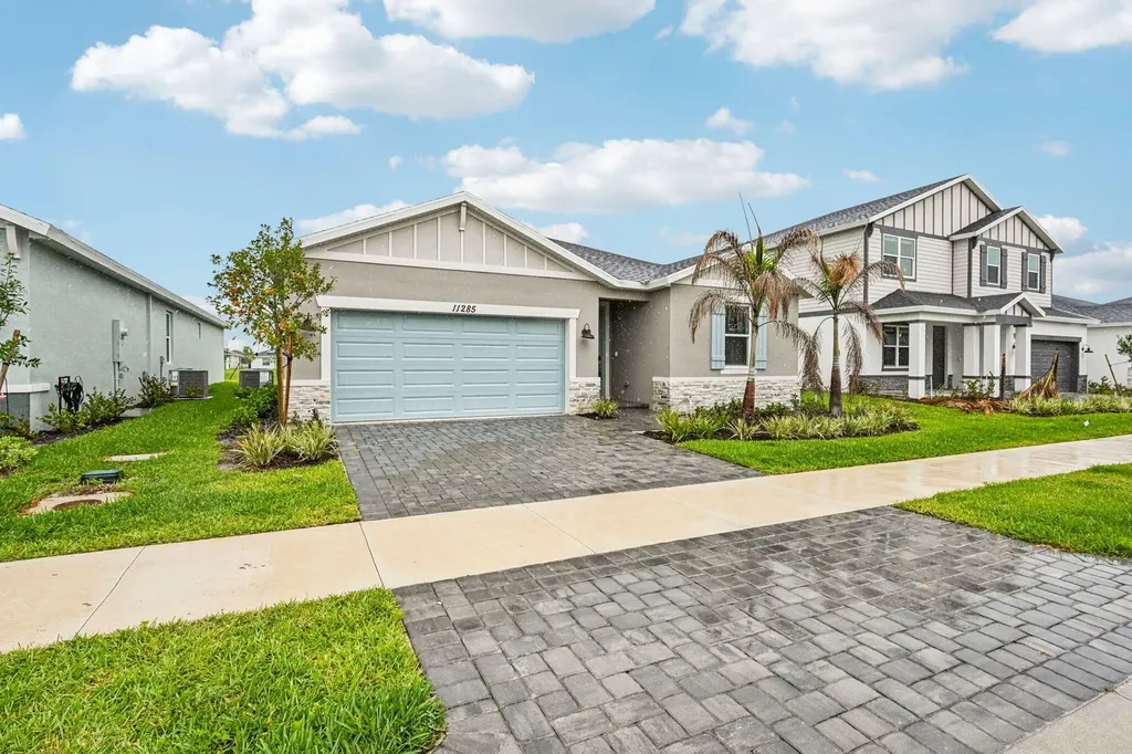 11285 NW Blockbird Drive Port St Lucie FL 34987