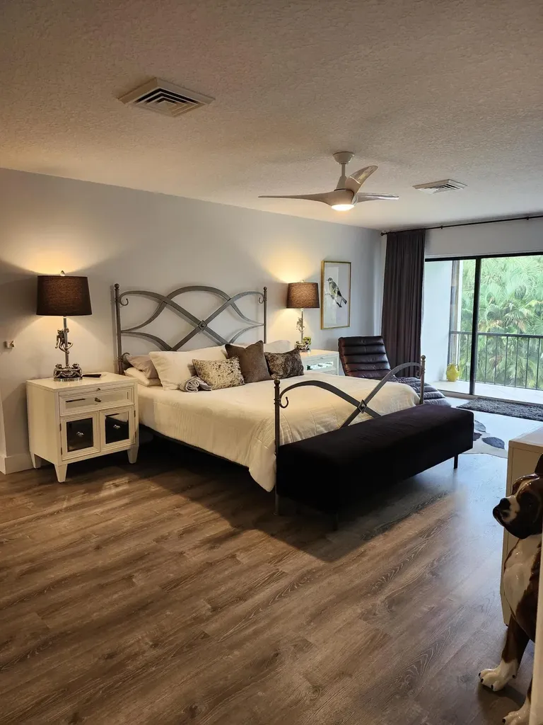 1707 Consulate Place West Palm Beach FL 33401