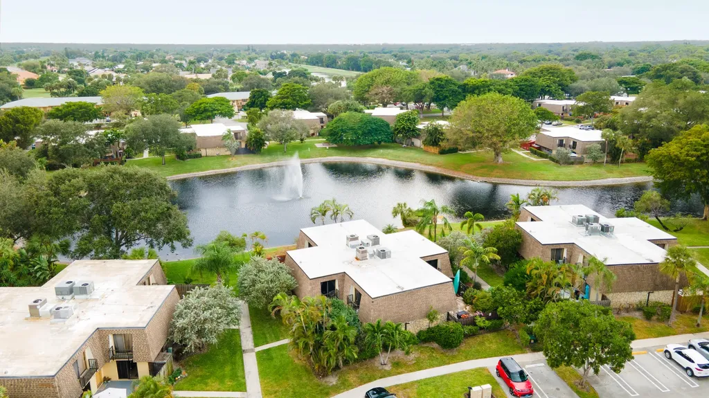 2949 SW 22nd Avenue Delray Beach FL 33445