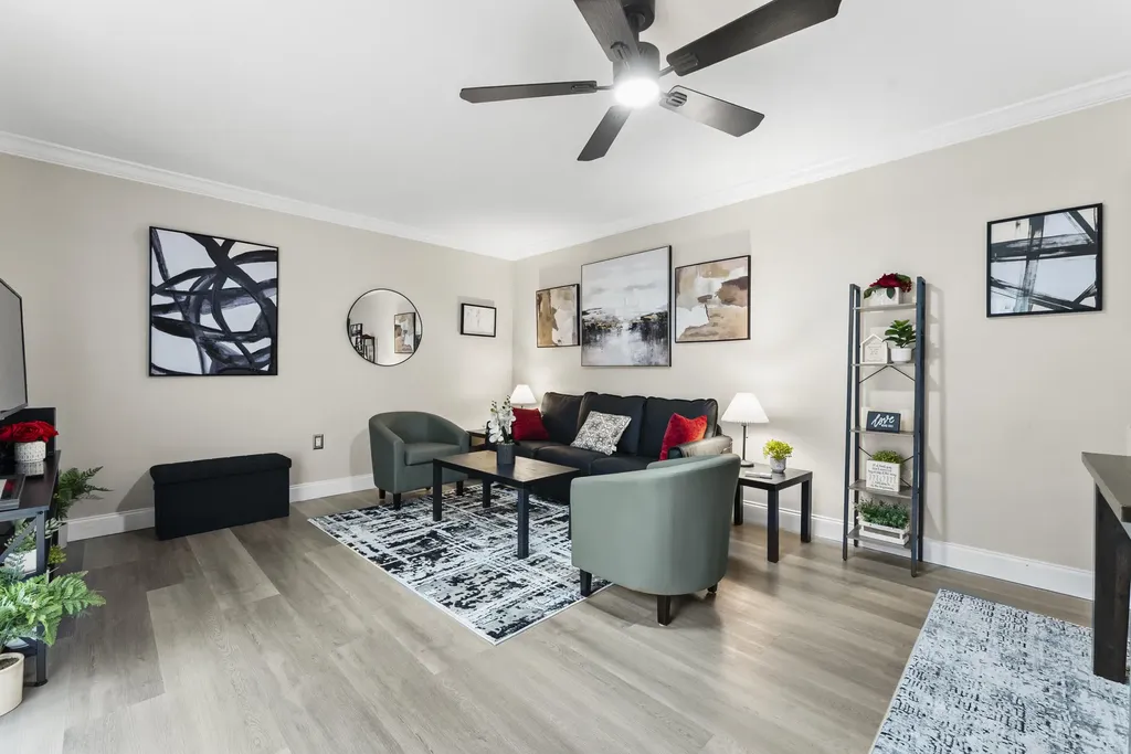 2949 SW 22nd Avenue Delray Beach FL 33445