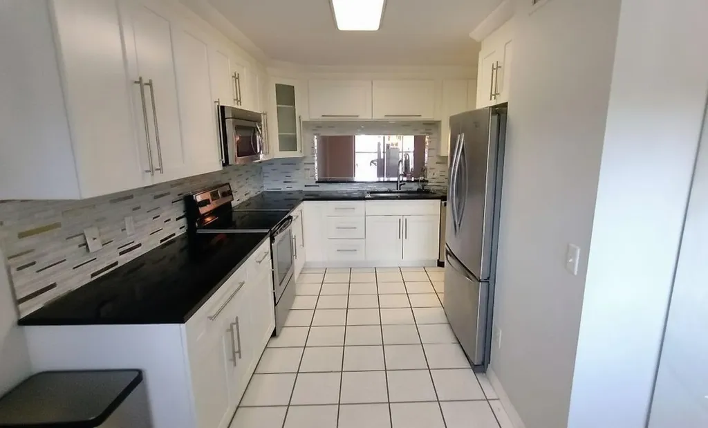 4735 E Lucerne Lakes Boulevard E Lake Worth FL 33467