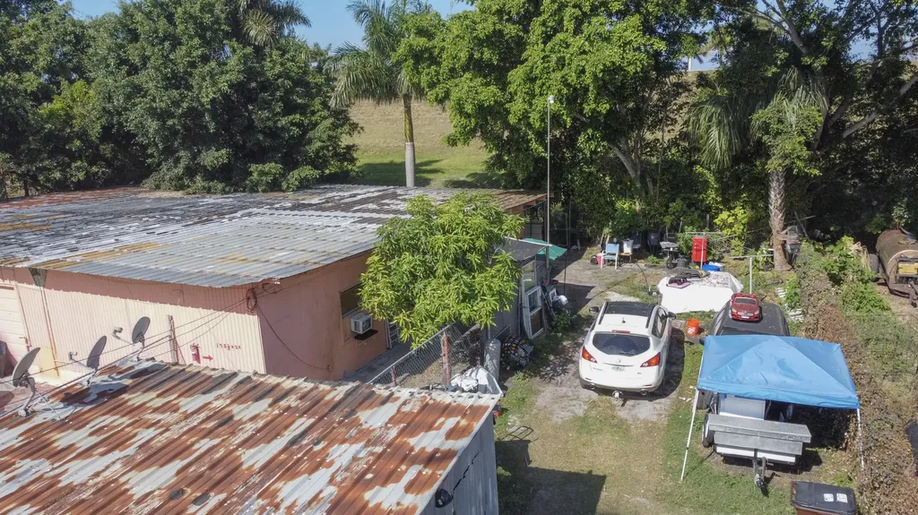 185 E Main Street Pahokee FL 33476