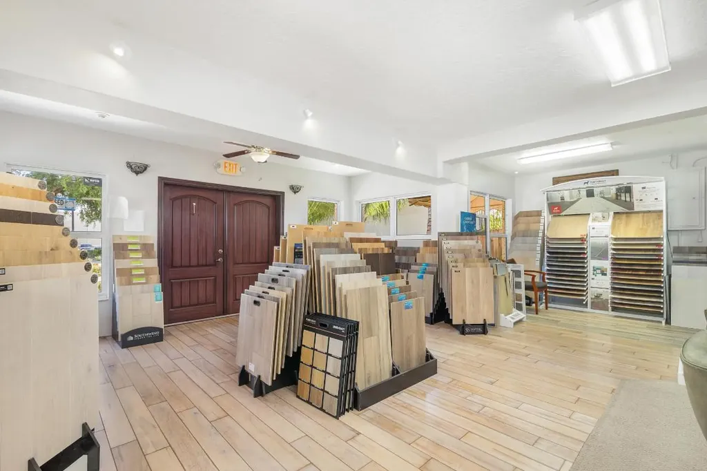 522 NE 5th Avenue Delray Beach FL 33483