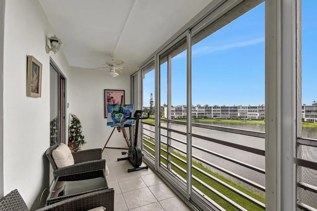 4089 Guildford E Boca Raton FL 33434