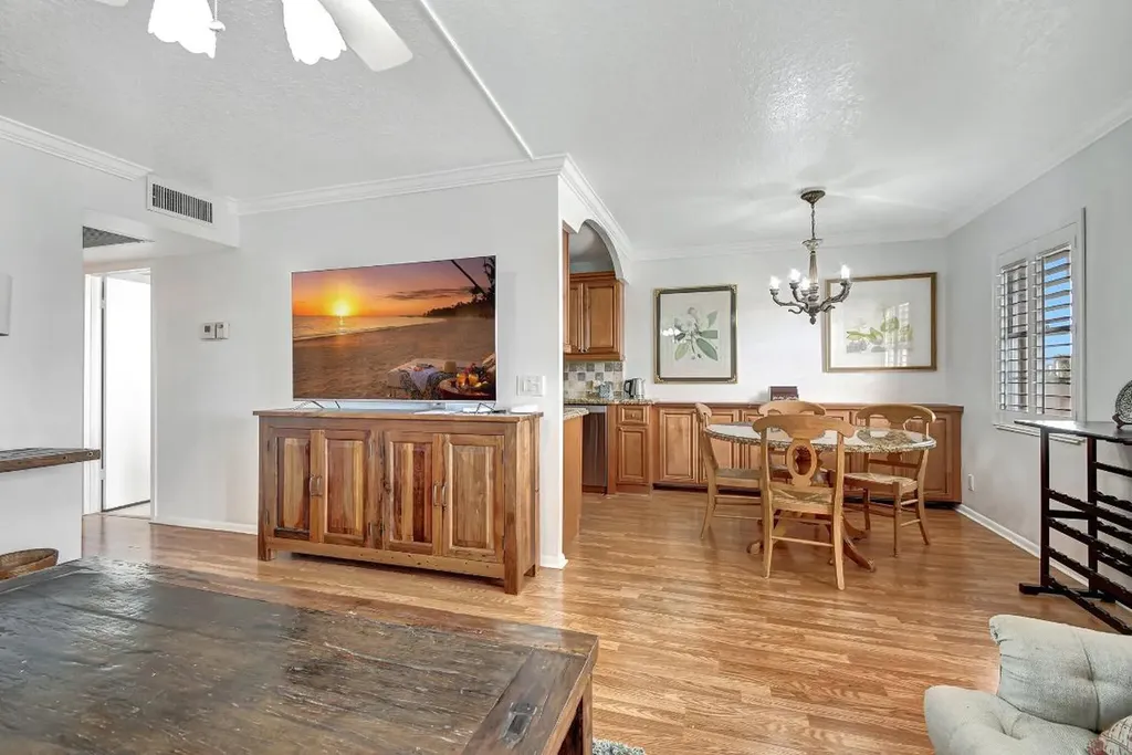 4089 Guildford E Boca Raton FL 33434