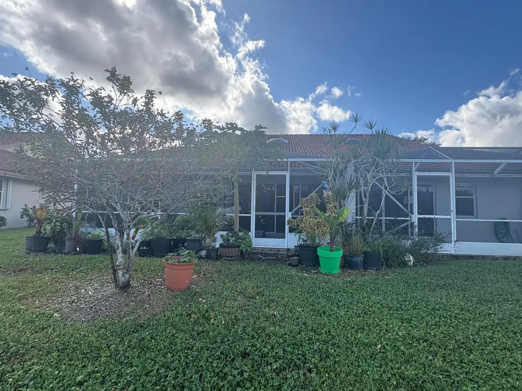 7275 Summer Tree Drive Boynton Beach FL 33437
