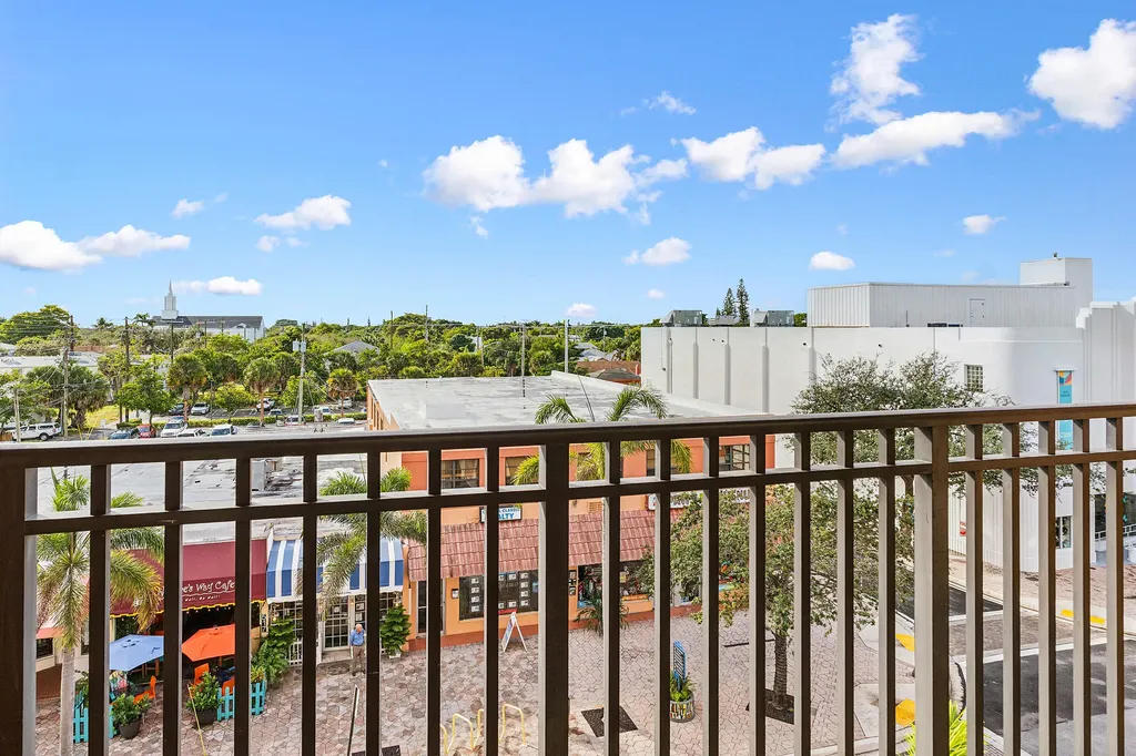 511 Lucerne Avenue Lake Worth Beach FL 33460