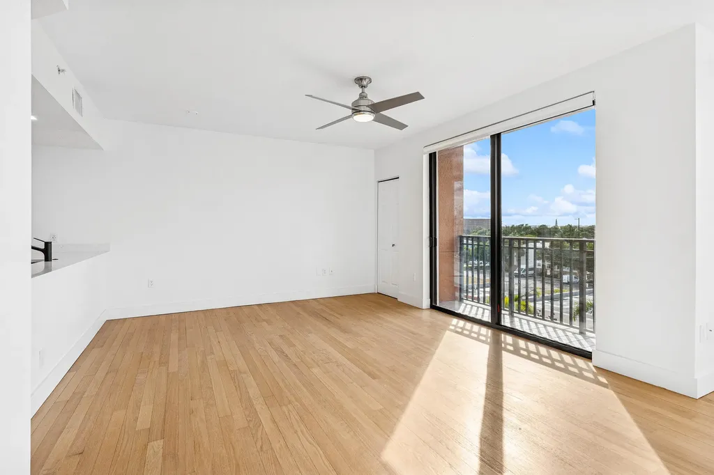 511 Lucerne Avenue Lake Worth Beach FL 33460