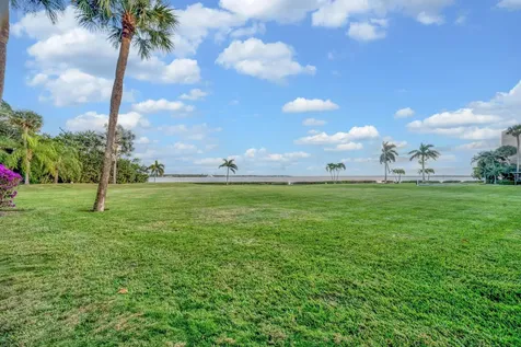 3492 NE Causeway Boulevard Jensen Beach FL 34957