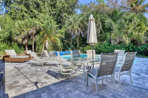 850 5th Place Vero Beach FL 32962