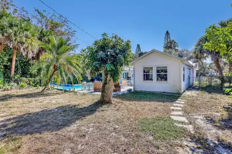 850 5th Place Vero Beach FL 32962