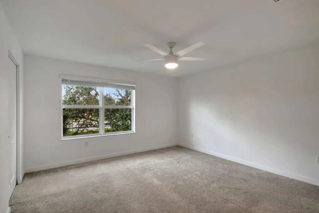 6851 Broadwater Lane Lake Worth FL 33467