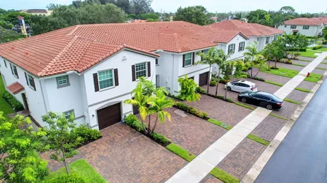 6851 Broadwater Lane Lake Worth FL 33467