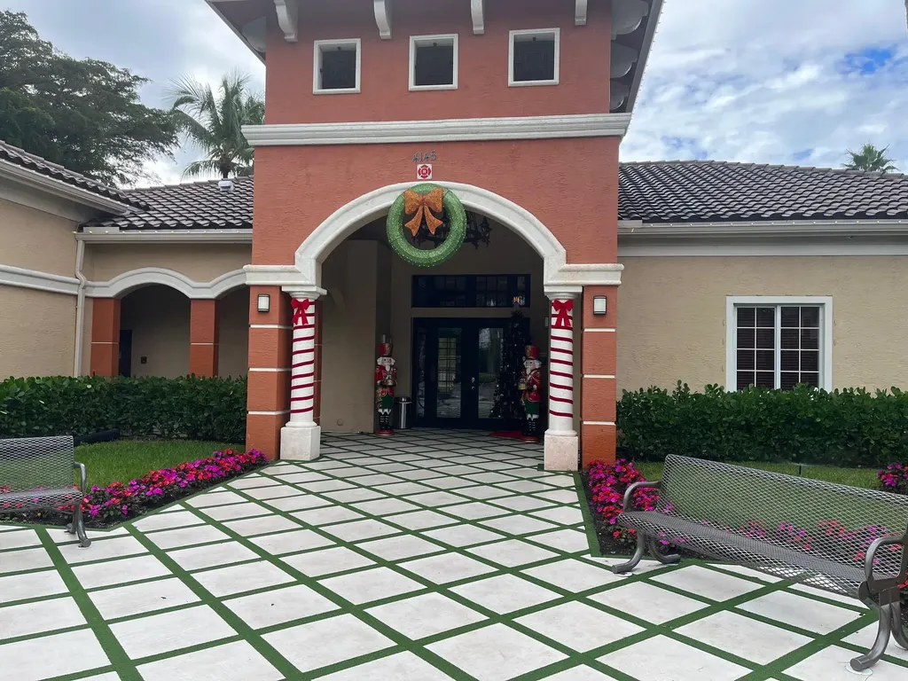 4167 N Haverhill Road West Palm Beach FL 33417