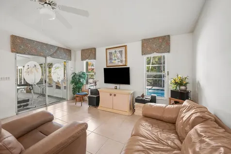103 Cypress Trace Royal Palm Beach FL 33411