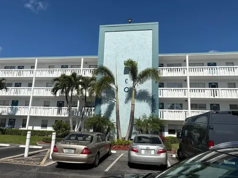 2804 Victoria Way Coconut Creek FL 33066