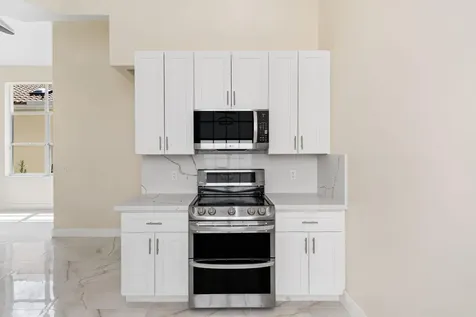 6682 NW 25th Way Boca Raton FL 33496